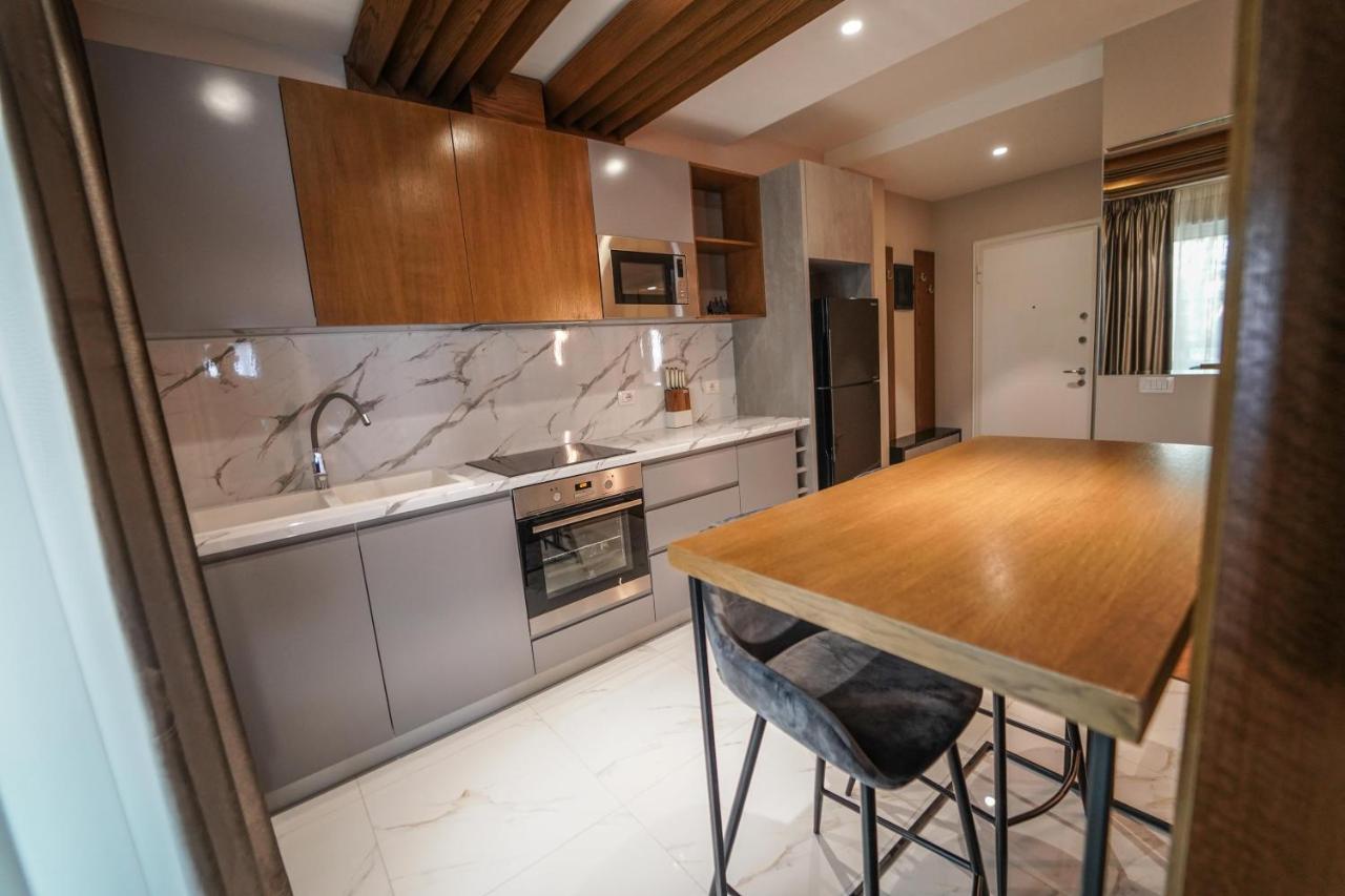 Haris Luxury Apartment No.4 Tiranë Ngoại thất bức ảnh