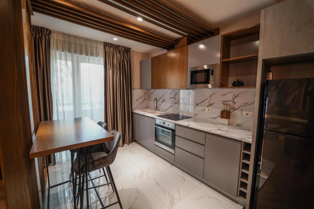 Haris Luxury Apartment No.4 Tiranë Ngoại thất bức ảnh